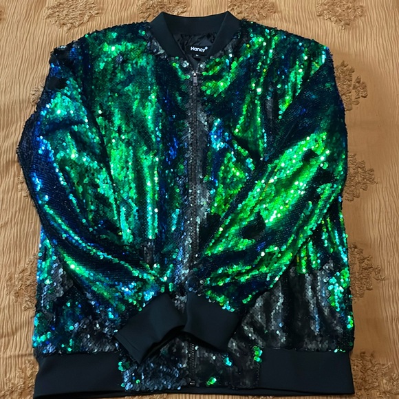 Hancy Jackets & Blazers - Hancy Green & Black Sequin Jacket. Medium